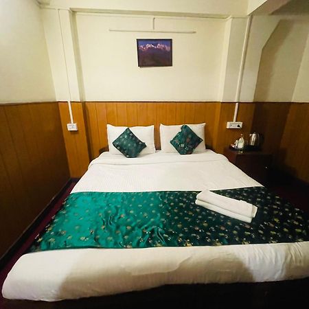 Hotel Palm Street Near Taj Агра Екстер'єр фото